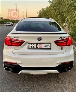 بی ئێم دەبڵیو X6